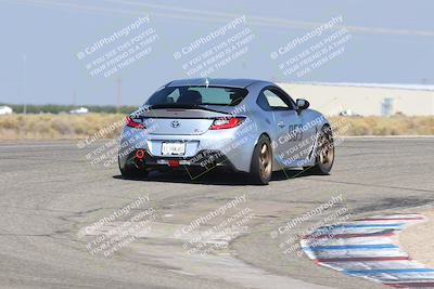 media/Sep-20-2025-Extreme Speed (Sat) [[1fcc23683c]]/Orange (Mid Intermediate)/Session 3 (Offramp)/